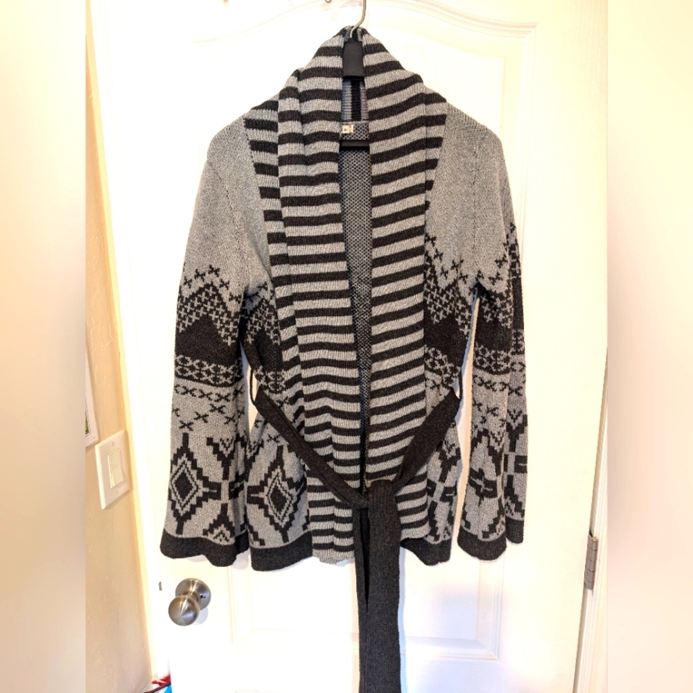 Very J women's sweater